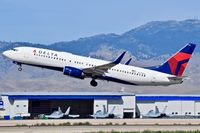 N375DA @ KBOI - Climb out from RWY 28R.