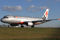 VH-VQR @ YSSY - taxi to 3-4R - by Bill Mallinson