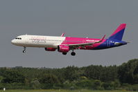 HA-LVE @ LHBP - LHBP/BUD - Budapest Ferihegy, Liszt Ferenc International Airport, Hungary - by Attila Groszvald-Groszi
