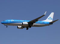 PH-BCH @ LEBL - Landing rwy 25R with additional '100' title - by Shunn311