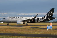 ZK-OXF @ NZCH - taxi to 0-2 - by Bill Mallinson