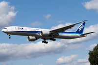 JA795A @ EGLL - Landing RWY 27L