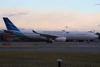 PK-GPX @ YSSY - in from CGK - by Bill Mallinson