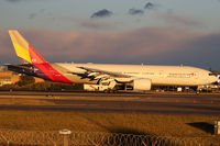 HL7756 @ YSSY - from ICN - by Bill Mallinson