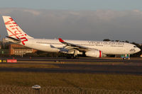 VH-XFD @ YSSY - in from PER - by Bill Mallinson