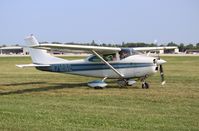 N71262 @ KOSH - Cessna 182M