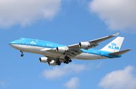 PH-BFH @ KORD - Boeing 747-406BC - by Mark Pasqualino