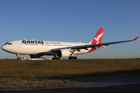 VH-EBF @ YSSY - TAXI TO 3-4R - by Bill Mallinson