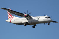 VH-VPJ @ YSSY - finals to 2-5 - by Bill Mallinson