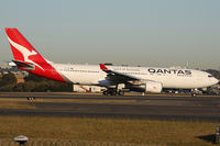 VH-EBO @ YSSY - in from MEL - by Bill Mallinson