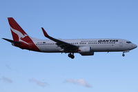 VH-VZV @ YSSY - finals to 2-5 - by Bill Mallinson