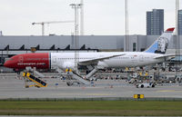 LN-LNV @ CPH - Copenhagen 12.9.2019 - by leo larsen