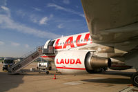 OE-LOI @ EDDS - Laudamotion Airbus A320 - by Thomas Ramgraber