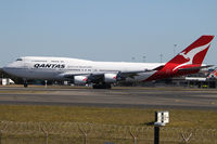 VH-OEI @ YSSY - TAXIING - by Bill Mallinson