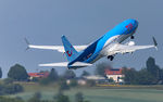 D-ATYB @ EDDR - departure to IBZ via RW09 - by Friedrich Becker
