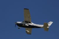 N90391 @ KOSH - Cessna 182T