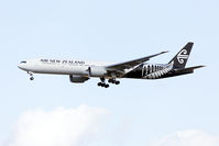 ZK-OKS @ YMML - On final for runway 16. - by George Pergaminelis