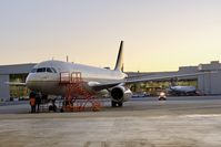 N440UA @ KSFO - SFO 2019. - by Clayton Eddy
