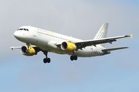 EC-KRH @ LFRB - Airbus A320-214, Short approach rwy 25L, Brest-Bretagne airport (LFRB-BES) - by Yves-Q