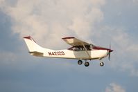 N42120 @ KOSH - Cessna 182L