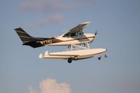 N171U @ KOSH - Cessna 182R