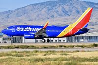 N412WN @ KBOI - Landing RWY 28R.