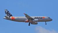 VH-JQL @ YPPH - Airbus A320-232. Jetstar Airways VH-JQL final runway 21 YPPH 170519.