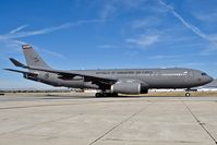 762 @ KBOI - Taxiing on Bravo. - by Gerald Howard