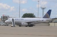N847UA @ KRFD - Airbus A319-131 - by Mark Pasqualino