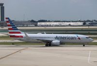 N932AN @ KORD - Boeing 737-823