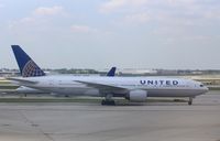 N788UA @ KORD - Boeing 777-222