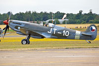 SL633 @ QFO - Duxford 12.7.2015 - by leo larsen