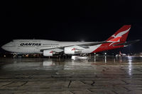 VH-OEE @ LMML - Park 9 - by Roberto Cassar