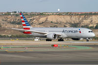 N823AN @ LEMD - American Airlines Boeing 787-9 Dreamliner - by Thomas Ramgraber