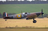 X4650 @ QFO - Duxford 12.7.2015 - by leo larsen