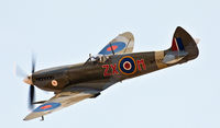 D-FEUR @ QFO - Duxford 12.7.2015 - by leo larsen