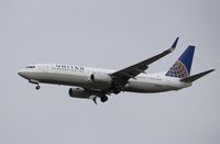 N76533 @ KORD - Boeing 737-824