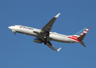 N954NN @ KORD - Boeing 737-823 - by Mark Pasqualino