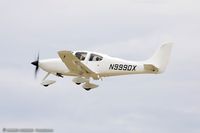 N999DX @ KOSH - Cirrus SR22  C/N 582, N999DX