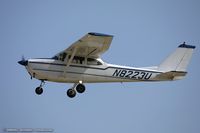 N8223U @ KOSH - Cessna 172F Skyhawk  C/N 17252123, N8223U