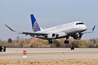 N162SY @ KBOI - Landing 10R.