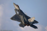 08-4156 @ KOSH - F-22 Raptor 08-4156 FF from 94th FS Hat in the Ring 1st FW