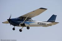N3090U @ KOSH - Cessna 172E Skyhawk  C/N 17250690, N3090U