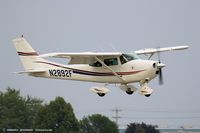 N2892F @ KOSH - Cessna 182J Skylane  C/N 18256992, N2892F - by Dariusz Jezewski www.FotoDj.com