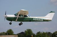 N9990B @ KOSH - Cessna 172RG Cutlass  C/N 172RG1109, N9990B