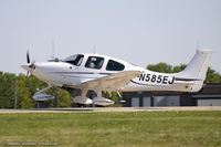 N585EJ @ KOSH - Cirrus SR20  C/N 2319, N585EJ