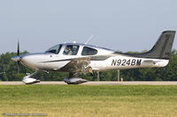 N924BM @ KOSH - Cirrus SR22  C/N 4178, N924BM