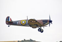 X4650 @ QFO - duxford 12.7.2015 - by leo larsen