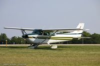 N1969E @ KOSH - Cessna 172N Skyhawk  C/N 17271105, N1969E
