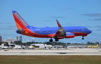N253WN @ KFLL - Southwest - by Florida Metal